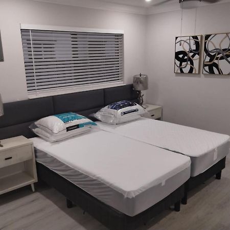 Sea Echo Appartment Motel 로더데일-바이더시 외부 사진